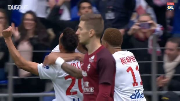 Nabil Fekir’s brace leads Lyon past Metz